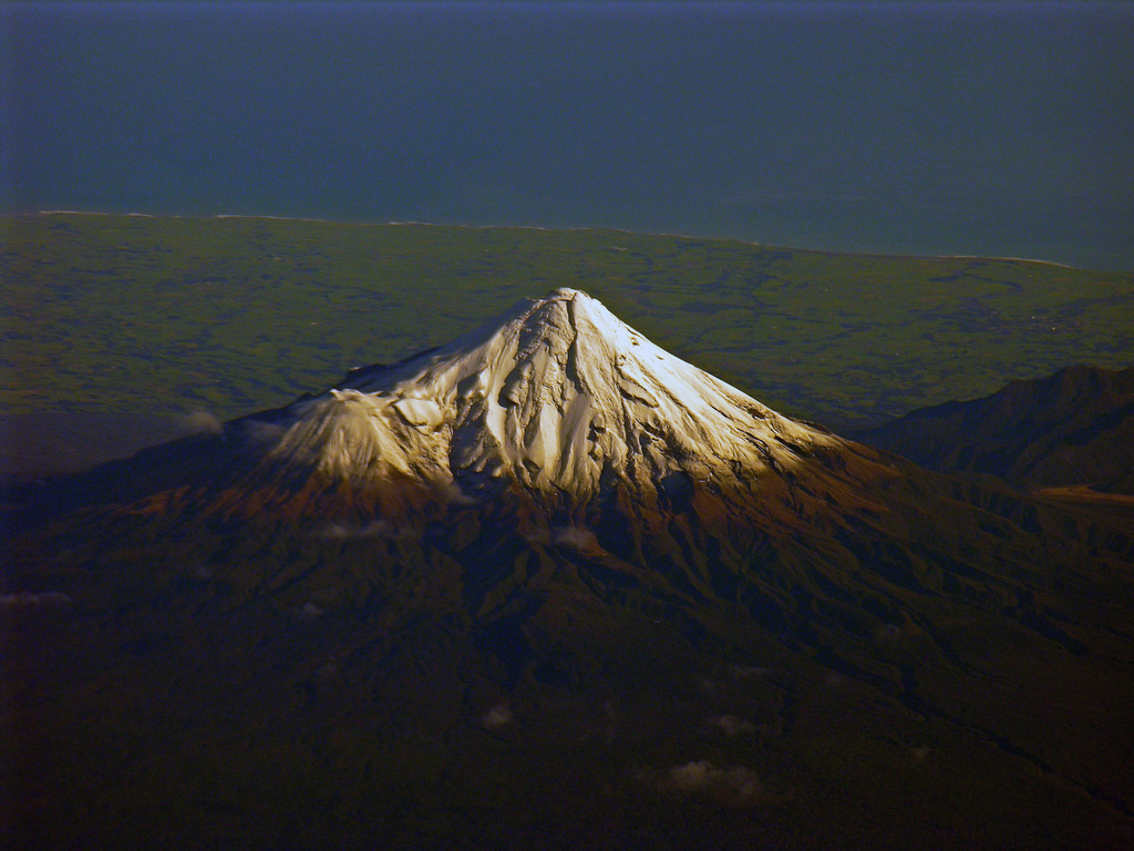 ニュージーランドで富士山発見 タラナキ山の魅力 Jptrp Com