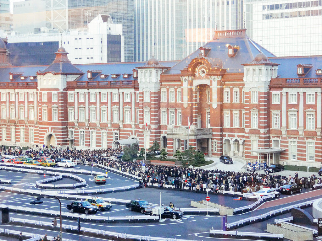 東京駅の銀の鈴とは？今も昔も変わらず人気の待ち合わせスポット♪