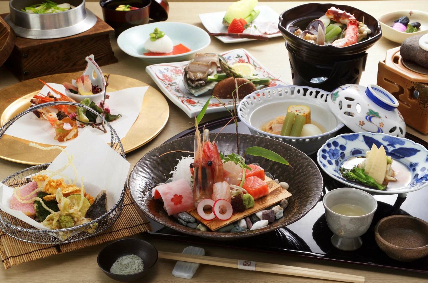 【北海道】ゆっくり食事を満喫!お部屋食OKの温泉宿20選 【北海道】ゆっくり食事を満喫!お部屋食OKの温泉宿20選