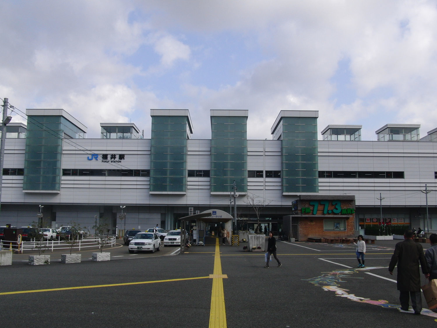 福井駅周辺の駐車場15選 車を停めるなら やっぱり駅近がオススメ Jptrp Com